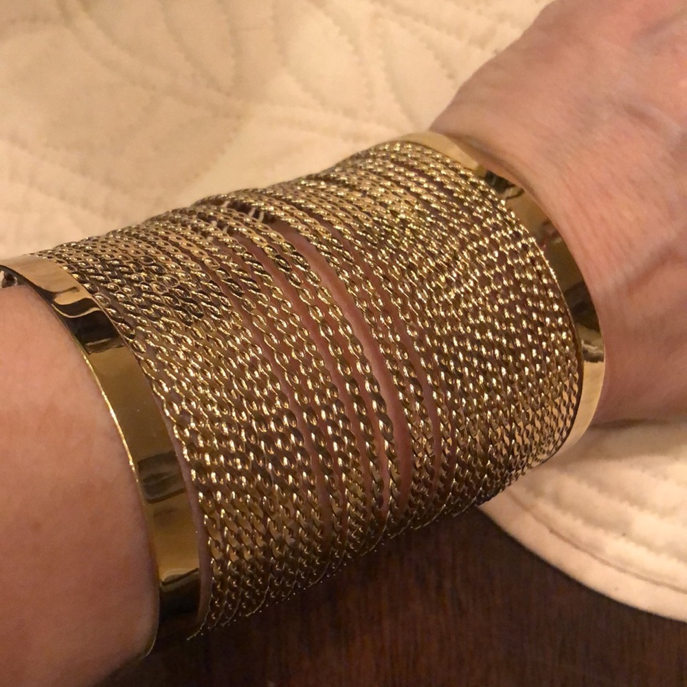 ⭐️ Super cute romanesque wide bracelet framed layers of chain link cuff bracelet